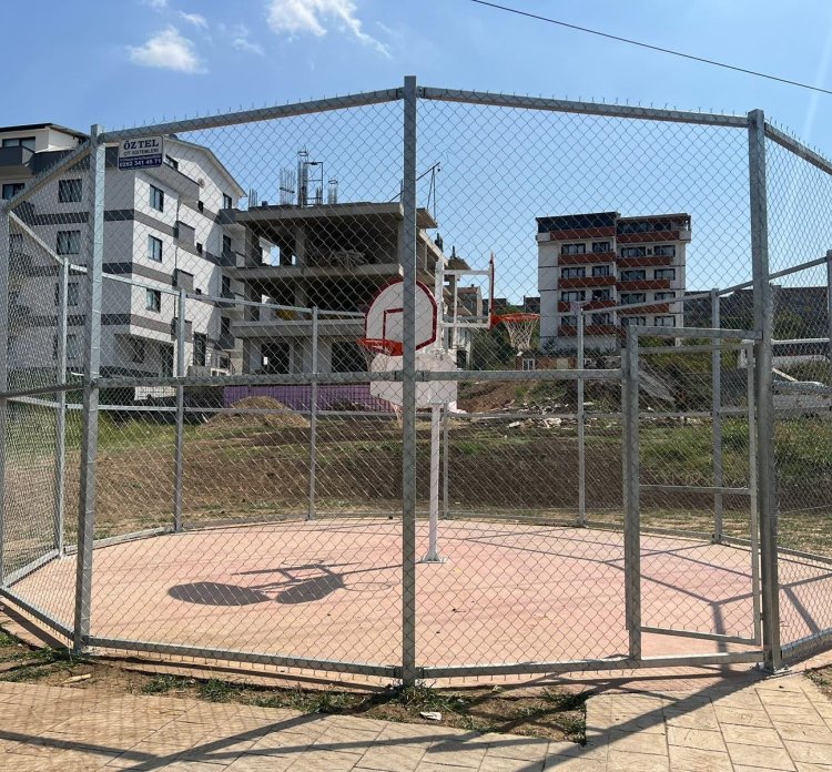 Spor Sahası Çitleri